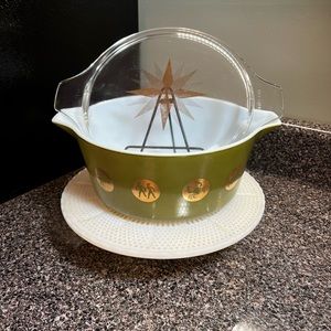 Vintage Pyrex Zodiac casserole with Lid